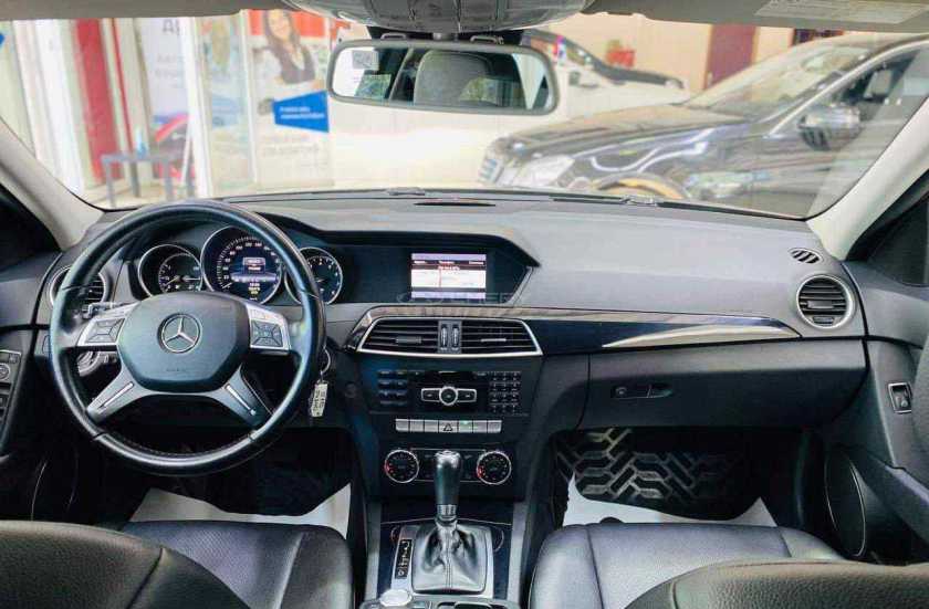 Mercedes-Benz C-Класс