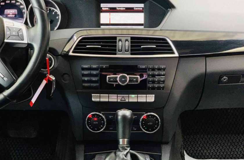 Mercedes-Benz C-Класс