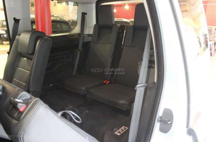 Land Rover Discovery 2009 г.в.