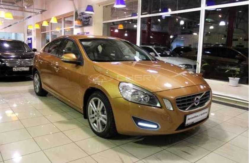 Volvo S60