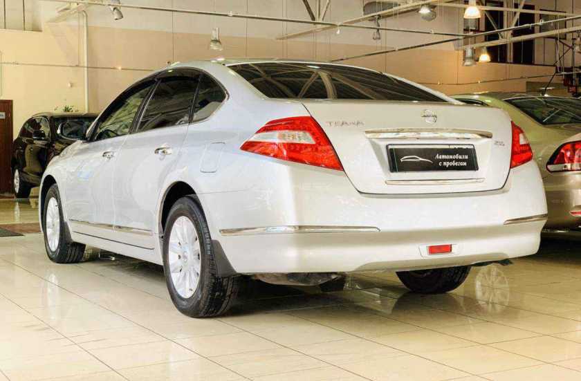 Nissan Teana