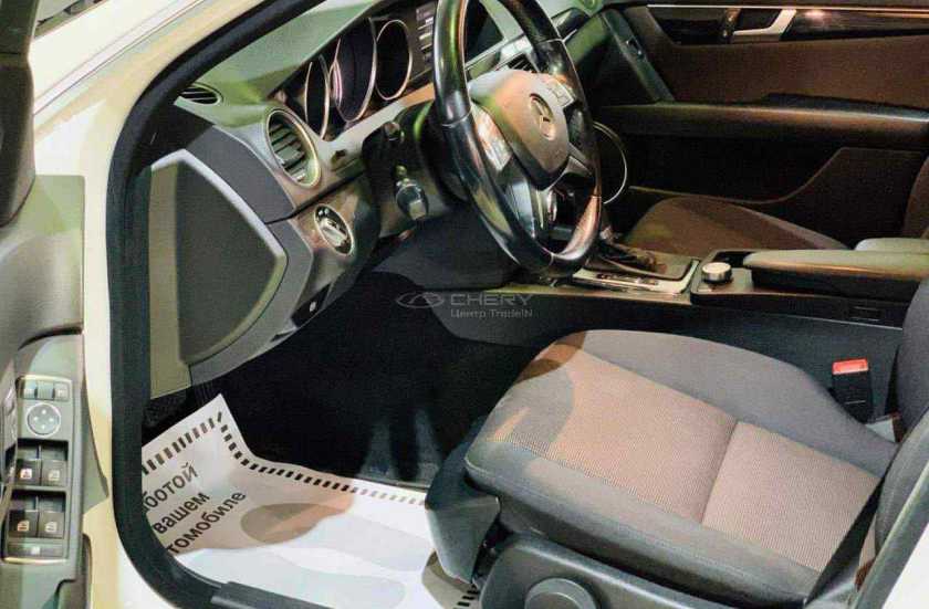 Mercedes-Benz C-Класс