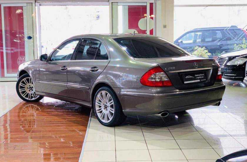 Mercedes-Benz E-Класс