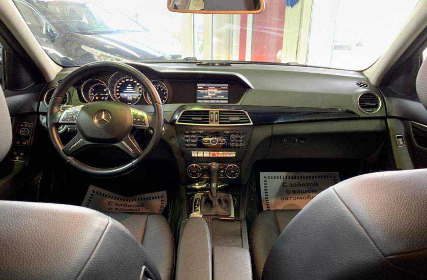 Mercedes-Benz C-Класс
