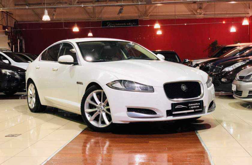 Jaguar XF