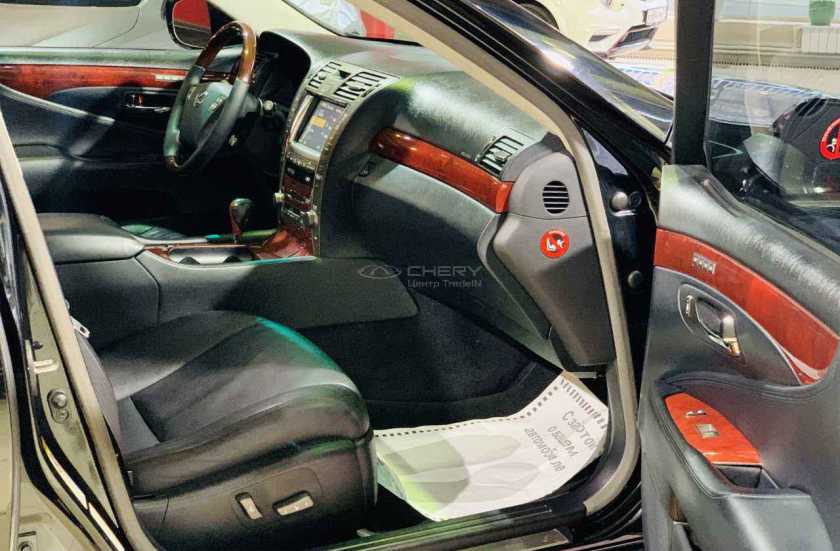 Lexus LS 2008 г.в.