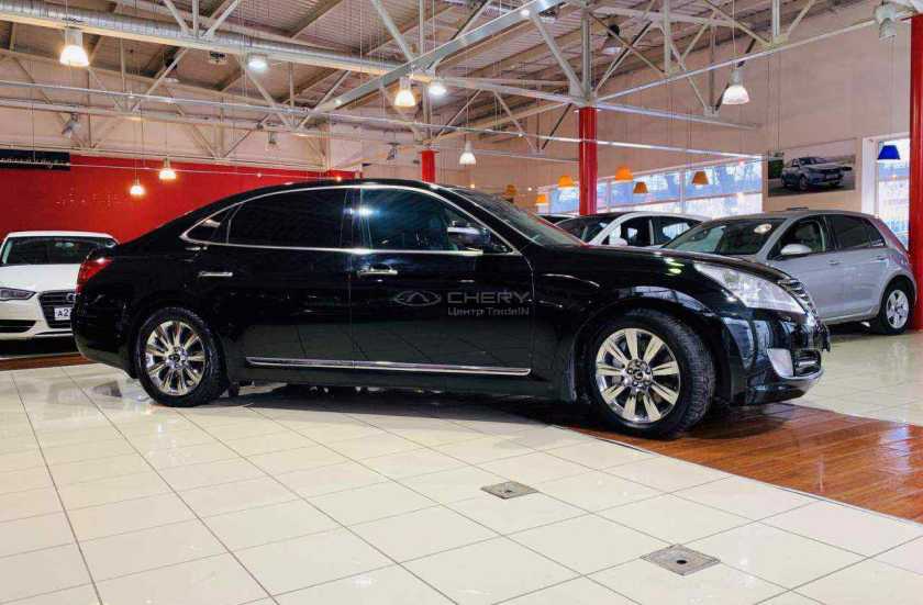 Hyundai Equus