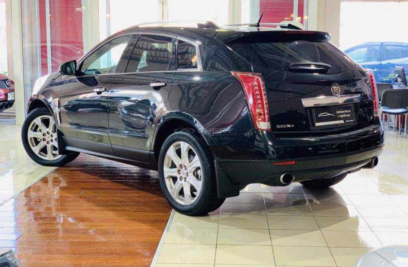 Cadillac SRX