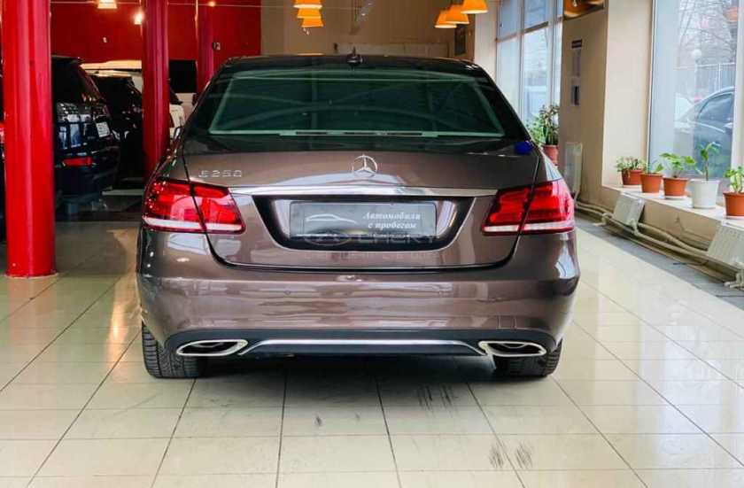 Mercedes-Benz E-Класс