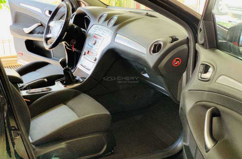 Ford Mondeo 2010 г.в.