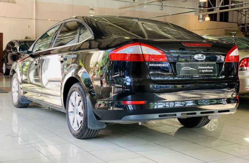 Ford Mondeo 2010 г.в.