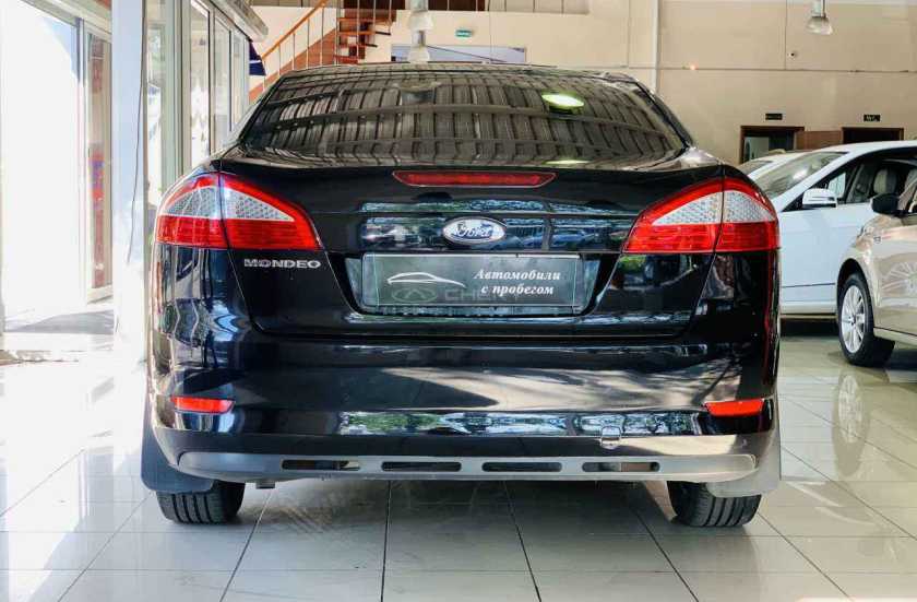 Ford Mondeo 2010 г.в.