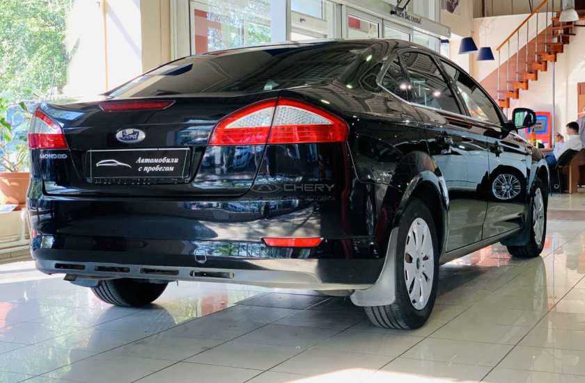 Ford Mondeo 2010 г.в.