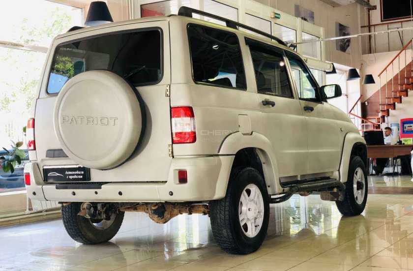 УАЗ Patriot