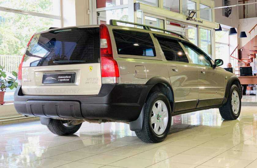 Volvo XC70