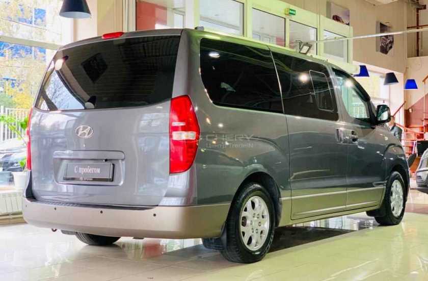 Hyundai H-1