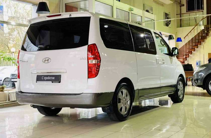 Hyundai Grand Starex