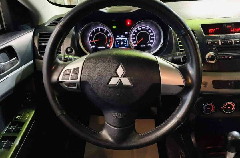 Mitsubishi Lancer