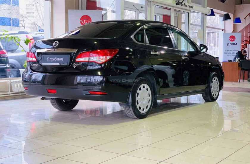 Nissan Almera