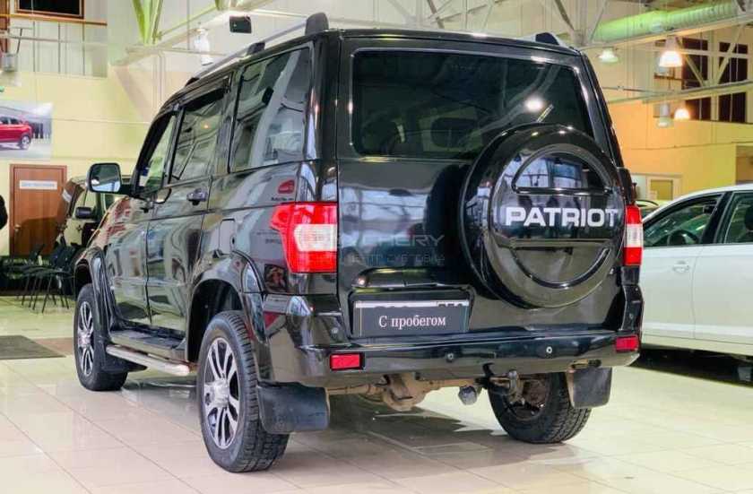 УАЗ Patriot