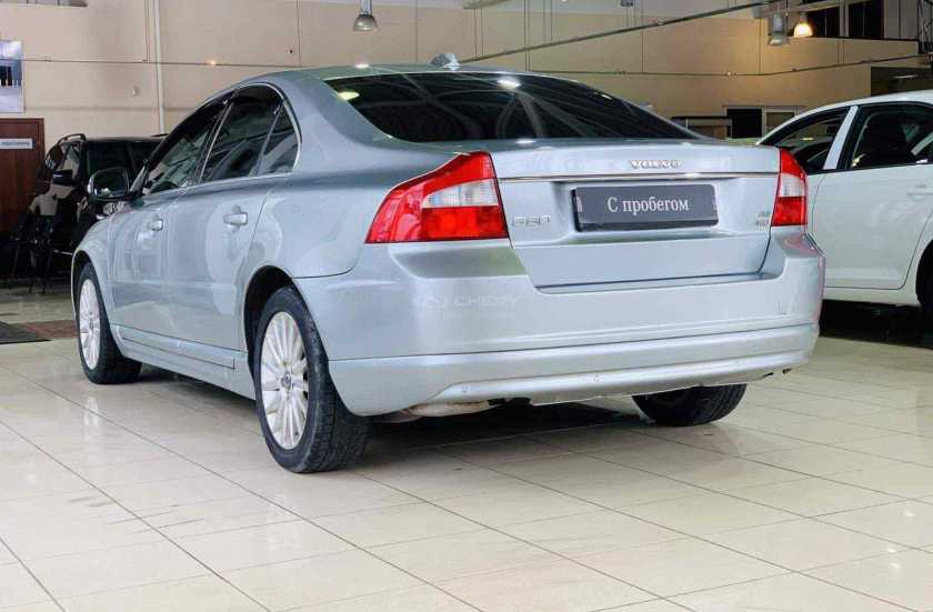 Volvo S80
