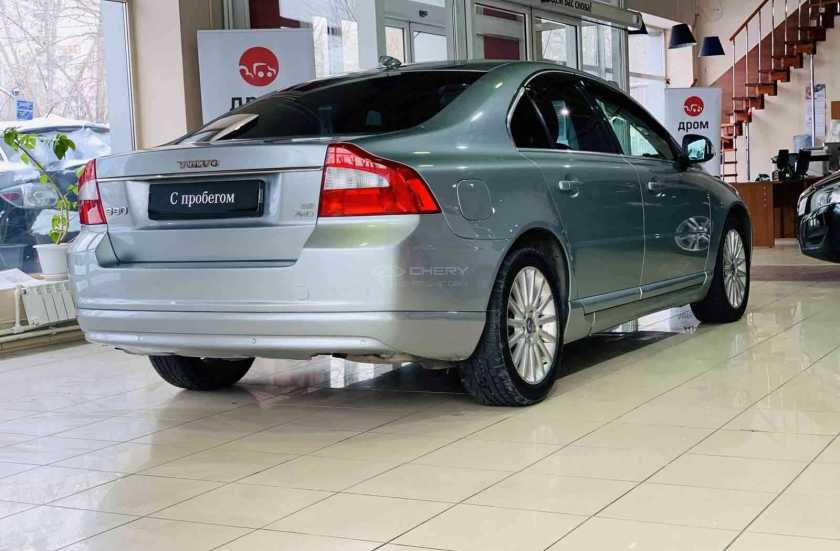 Volvo S80