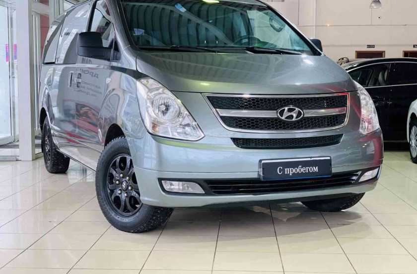Hyundai Grand Starex