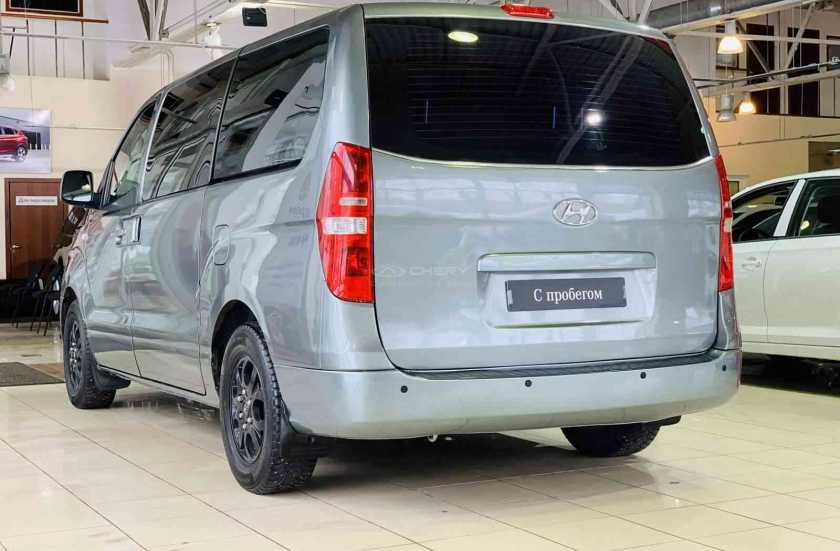 Hyundai Grand Starex