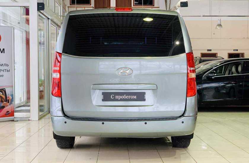 Hyundai Grand Starex