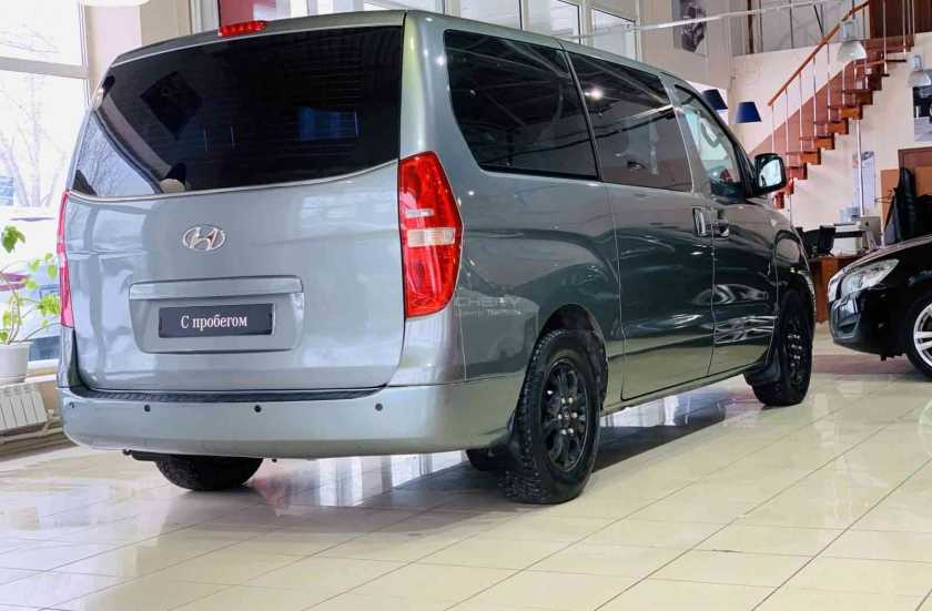 Hyundai Grand Starex