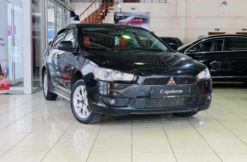 Mitsubishi Lancer