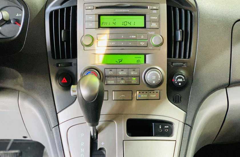 Hyundai Grand Starex