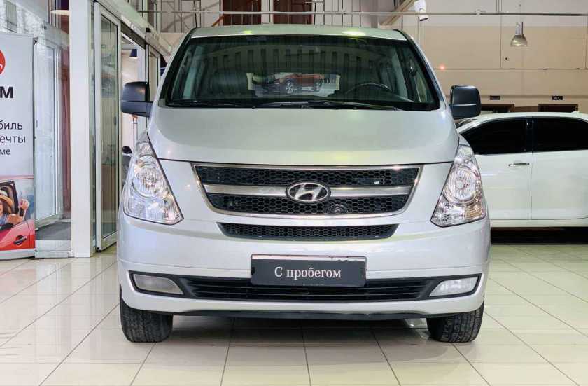 Hyundai Grand Starex