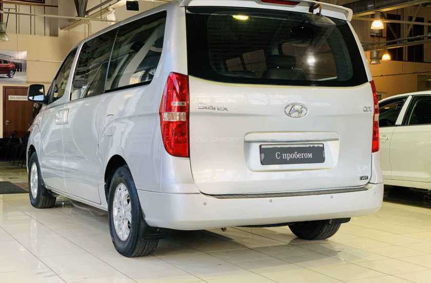 Hyundai Grand Starex