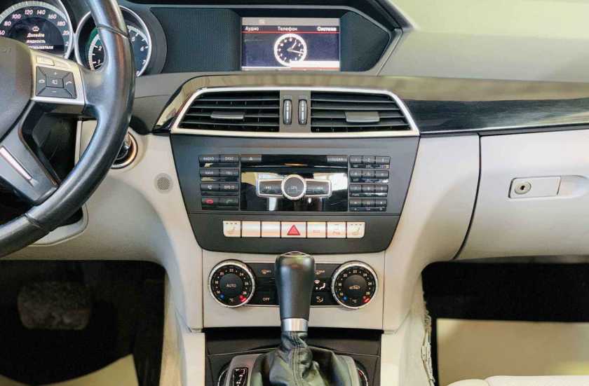 Mercedes-Benz C-Класс