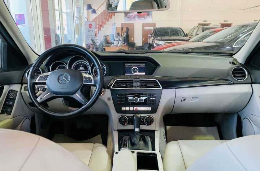 Mercedes-Benz C-Класс
