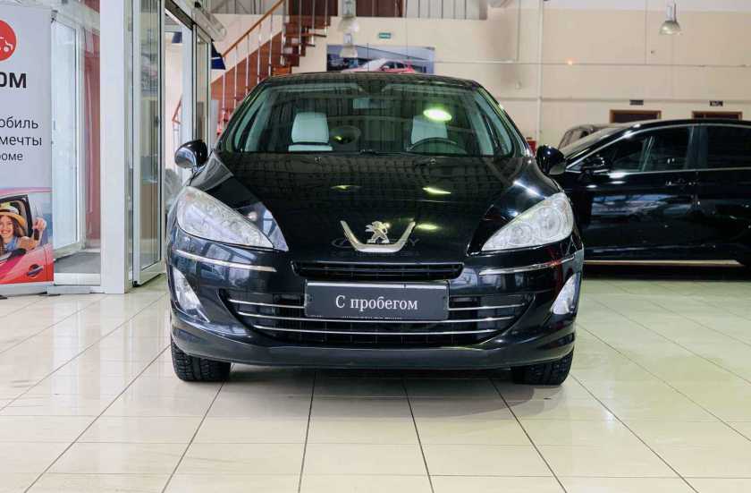 Peugeot 408
