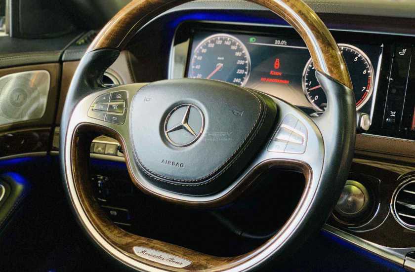 Mercedes-Benz S-Класс