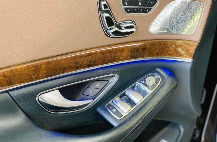 Mercedes-Benz S-Класс