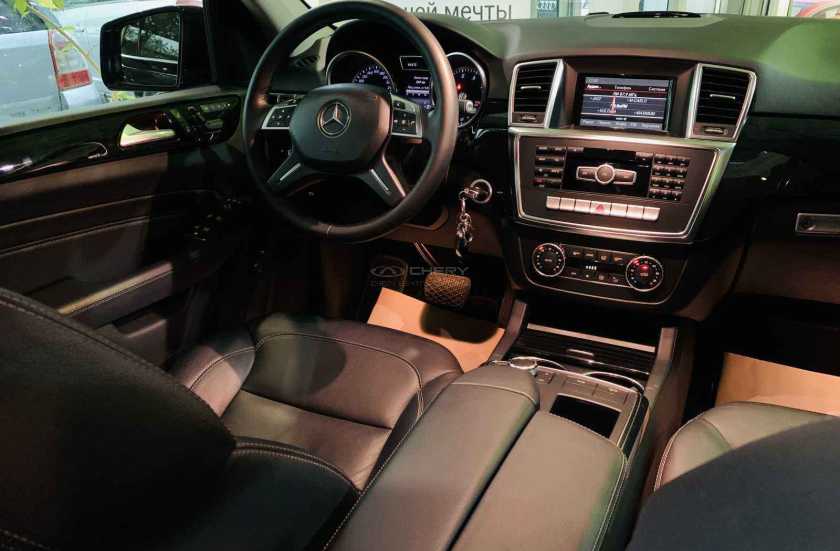 Mercedes-Benz M-Класс