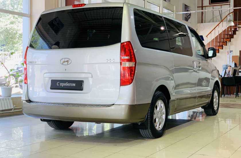 Hyundai H-1