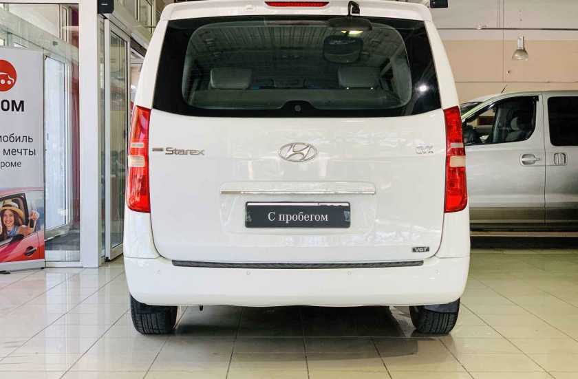 Hyundai Grand Starex