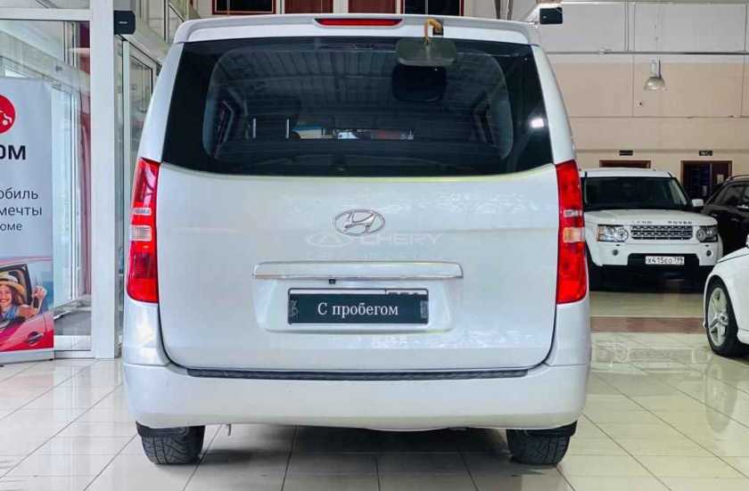 Hyundai Grand Starex