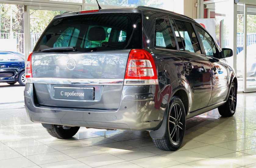 Opel Zafira