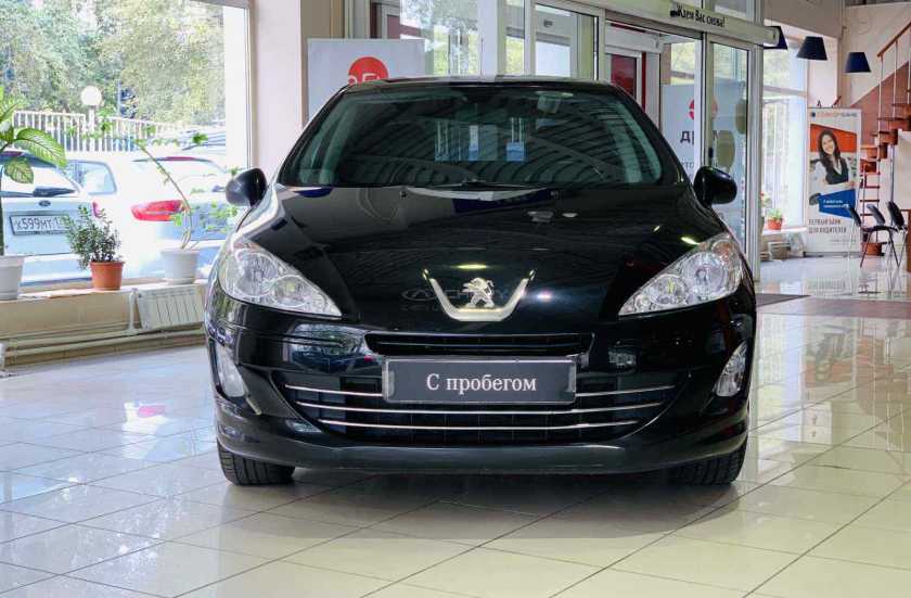 Peugeot 408