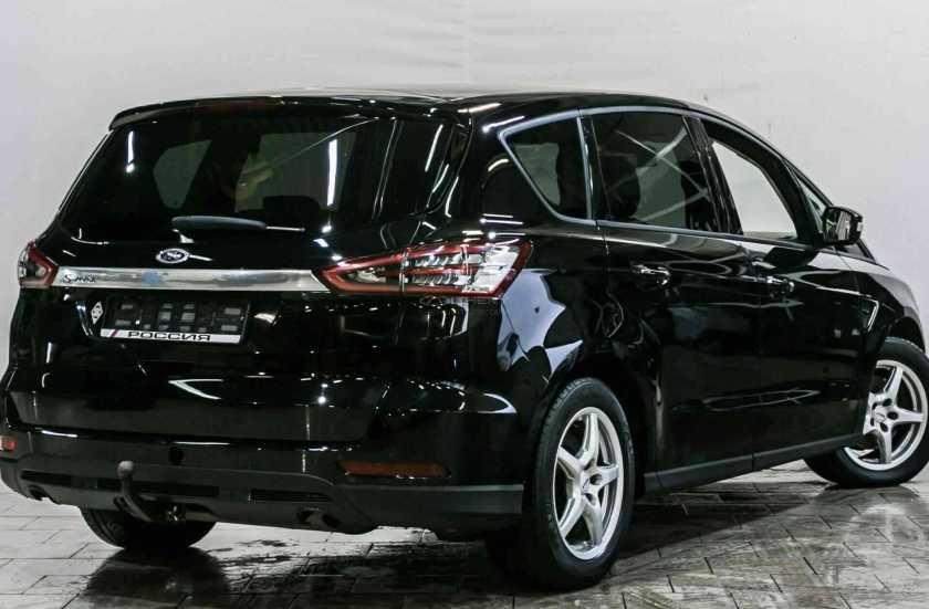 Ford S-MAX