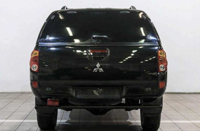 Mitsubishi L200