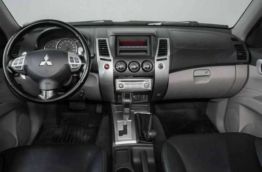 Mitsubishi Pajero Sport