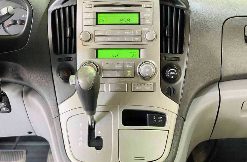 Hyundai Grand Starex