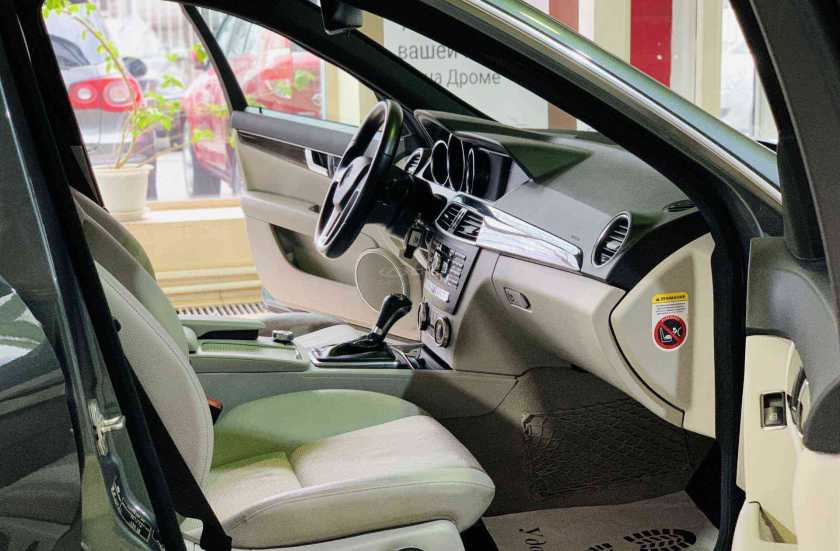 Mercedes-Benz C-Класс
